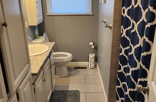 Cushing House | Charming, spacious 4-bedroom house in Cushing
