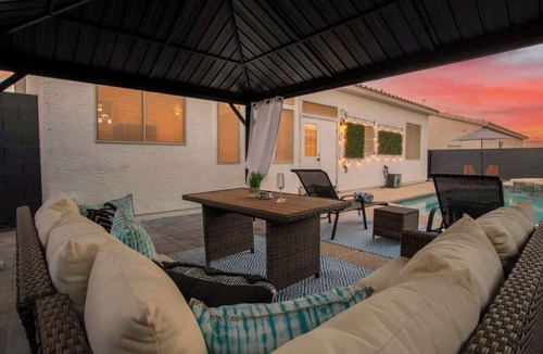 North Las Vegas House | Chic and Modern 3BD Home with Pool & Pool Table