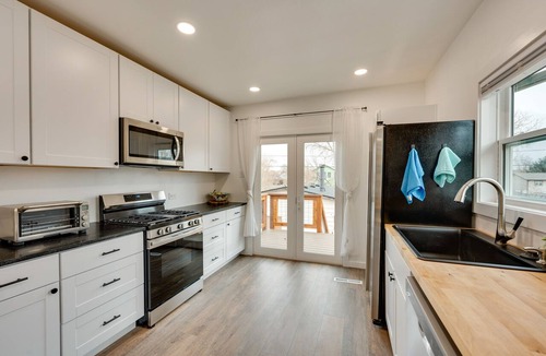 Erie Apartment | Chic Erie Vacation Rental ~ 14 Mi to Boulder!