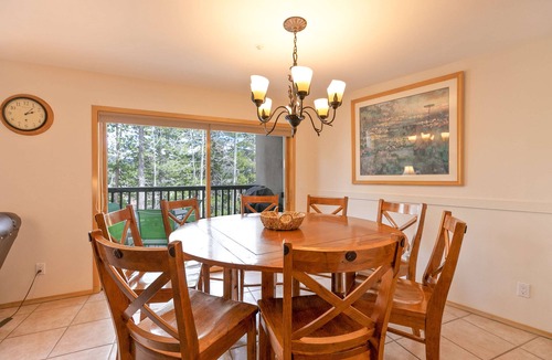 Breckenridge House | Chimney Ridge Sunflower Townhome: Walk to Lift, Private Hot Tub