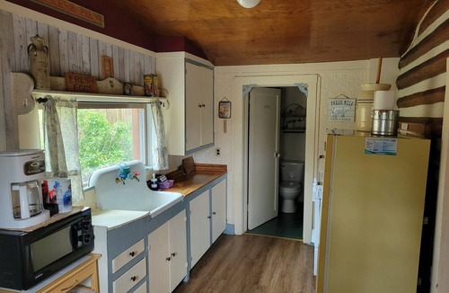 South Fork Cabin | Chinook Cabins & RV Park