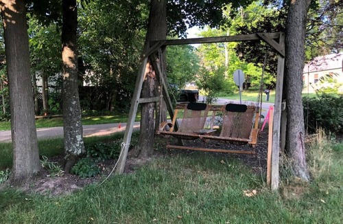 Chippewa Lake House | Chippewa Lake Retreat! Hot Tub!