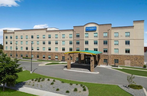 Dupont Hotel | City Express by Marriott Denver Airport