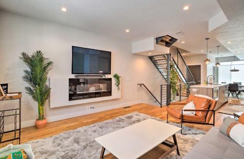 West Colfax House | City Skyline Views: Upscale Denver Townhome