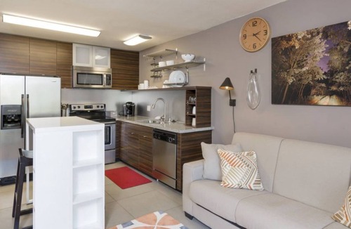 East San Mateo Condo | City South San Mateo Spacious 1BR Condo
