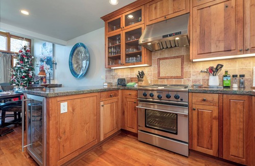 Mountain Village Condo | Classic Aspen Ridge Home by InvitedHome | Walk to Core, Hike, Bike, Wilson Views