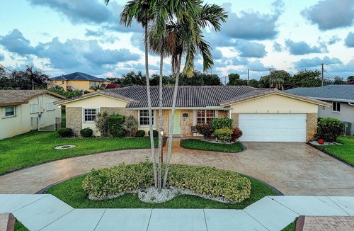 Fort Lauderdale House | Classic Modern 3-Bedroom Oasis