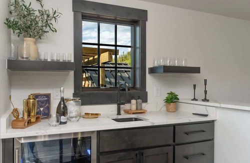 Winter Park Ski Chalet | Classic Views | Hot Tub