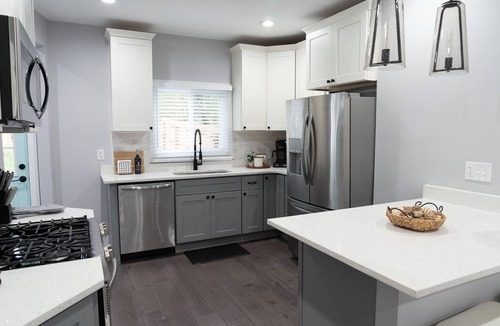 South Side Slopes House | Clean and comfortable 3BR home in the South Side neighborhood