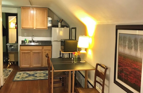 Cleveland Apartment | Cleveland Clinic, 7 minutes from: Oak3