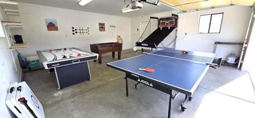 Greenehaven House | Cliff Views, Game Room, Boat Parking