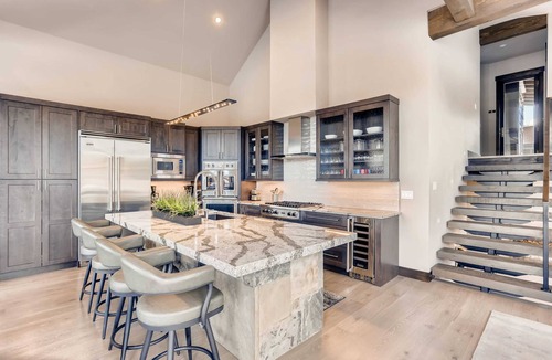 Peak 8 House | Closest to Gondola | Shock Hill Majestic | Views!