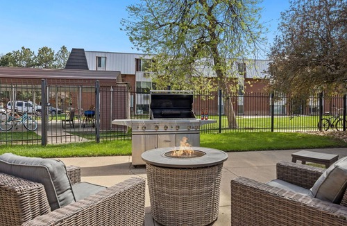 University Park Apartment | Coastal Comfort Steps From Csu, Pool, Gym, Sauna