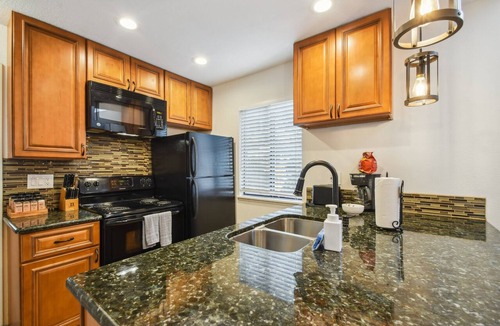Englewood Apartment | Code & Comfort | 2BR DTC Retreat | Pool + Home Office | Greenwood Village