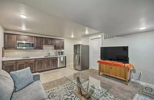 Colorado Springs House | Colorado Avenue Complete Escape