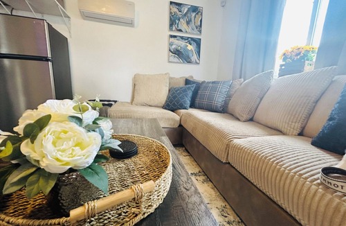 North Alameda House | COLORADO GUEST HOUSE CLOSE TO RED ROCKS, MOUNTAINS, & MINUTES FROM DENVER CITY