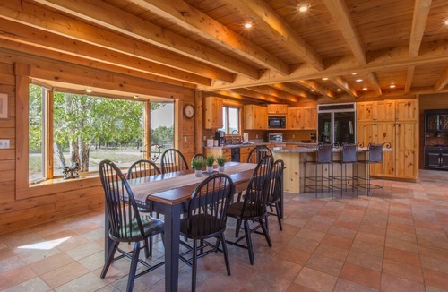 Ridgway House | Colorado Luxury Log Home | 40 Private Acres | A/C | Views | STR2025-009