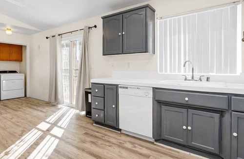 Hesperia House | Come Unwind in the High Desert!