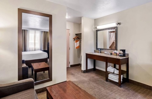 Elko Hotel | Comfort Inn Elko