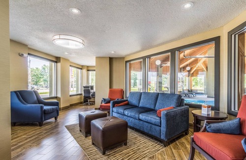 Norwalk Hotel | Comfort Inn Norwalk - Sandusky