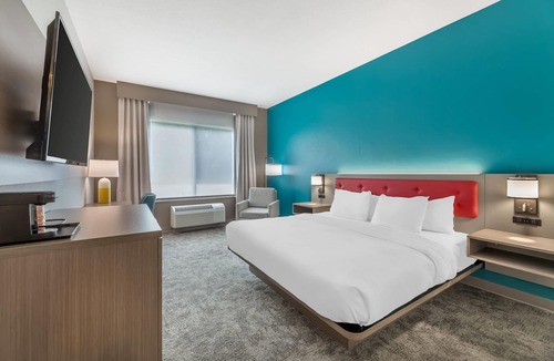 Dover Hotel | Comfort Inn & Suites Dover