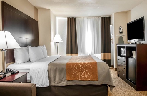 Northeast Heights Hotel | Comfort Suites Albuquerque/North Journal Center