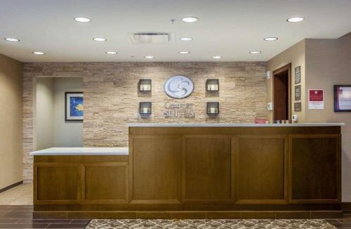 Youngstown Hotel | Comfort Suites-Youngstown North