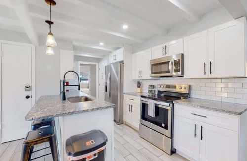 Southeast House | Comfortable Family Home in Beautiful Neighborhood