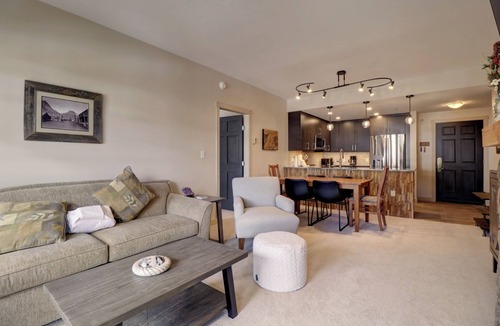Copper Mountain Village Condo | Completely Remodeled Center Village Condo PP409