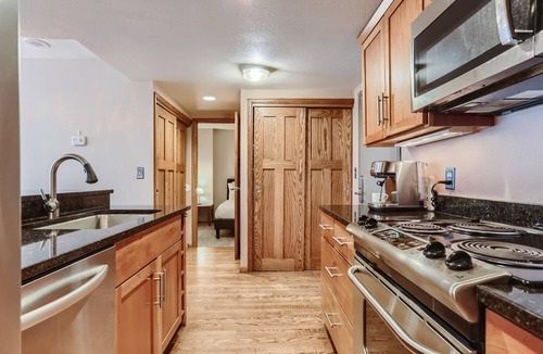 LoDo Condo | Condo in the Sky - Amazing Views - Gym