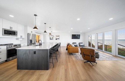 Eastlake House | Contemporary Lake Home with Breathtaking Sunrise and Sunset Views