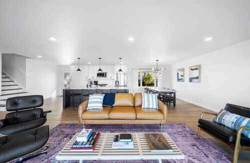 Eastlake House | Contemporary Lake Home with Breathtaking Sunrise and Sunset Views