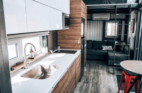 Mesa Cabin | Contemporary Mesa Accommodation Ideal for Glamping in Colorado