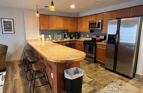 Taos Ski Valley Condo | Convenience and Amenities in the Resort Base
