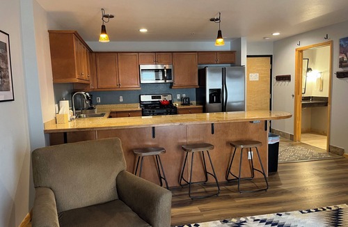 Taos Ski Valley Condo | Convenience and Amenities in the Resort Base