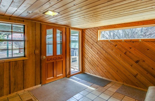 Durango House | Conveniently located, spacious home with large private hot tub & fireplace