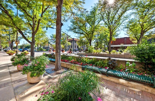 Old Town North House | Coopers North in Old Town – Hot Tub & Pool Table!