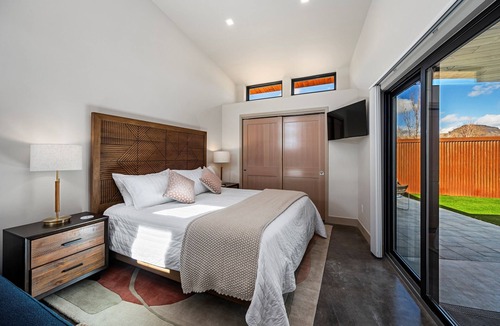 Clifton House | Corner Vista @ Palisade Legends