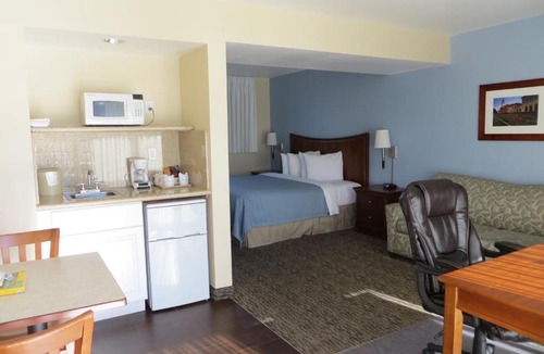 Evergreen Park Hotel | Coronet Motel
