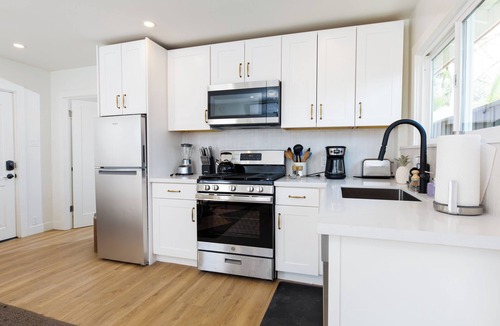 East Beach Cottage | Cottage near East Beach