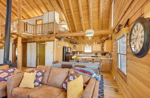 Blanco Cabin | ‘Cottonwood Cabin’ w/Private On-Site Fly Fishing!