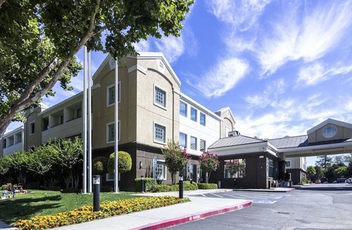 San Jose Hotel | Country Inn & Suites by Radisson, San Jose International Airport, CA