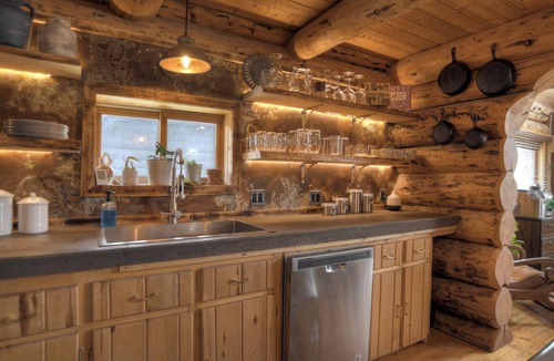 Creede Cabin | Couple's Getaway | Mountain Views | OHV's Welcome | Pet-Friendly