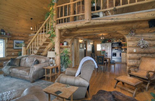 Creede Cabin | Couple's Getaway | Mountain Views | OHV's Welcome | Pet-Friendly