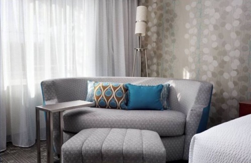 Milpitas Hotel | Courtyard by Marriott Milpitas Silicon Valley. 5 miles away From Levi's Stadium.