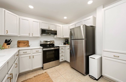 Fort Collins Condo | Cowboy Cottage | Garage, Bikes, Near Park & Trails