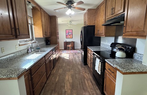 Montrose House | Cowgirl Casa ~ ADA accesible & kid friendly 3/2 ranch home in Montrose, CO