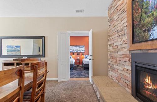 Estes Park Cabin | Coyote Mountain Lodge