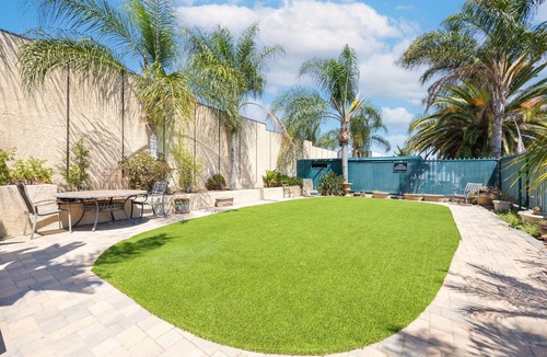 La Habra Apartment | Cozy 1-bedroom Apt in La Habra Full Size Kitchen in Gated Community