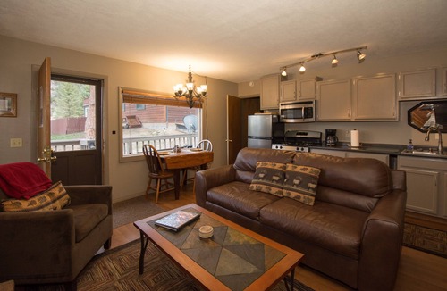 Estes Park Cabin | Cozy 2-Cabin Retreat Near RMNP - Estes Park License #3051